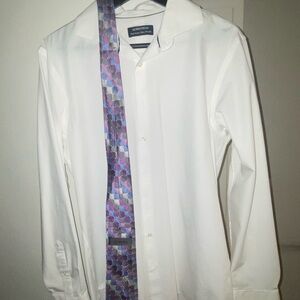 Men’s purple striped tie